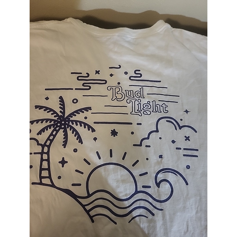 Hanes‎ Mens Large T-shirt "Bud LIght" White with Blue Letters Short Sleeve
